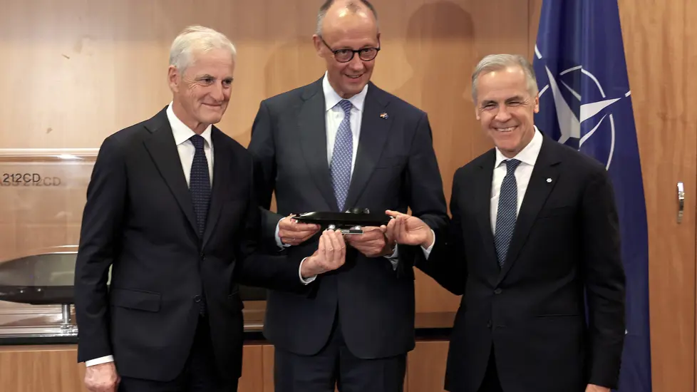 Jonas Gahr Støre, forbundskansler Friedrich Merz og Canadas statsminister Mark Carney