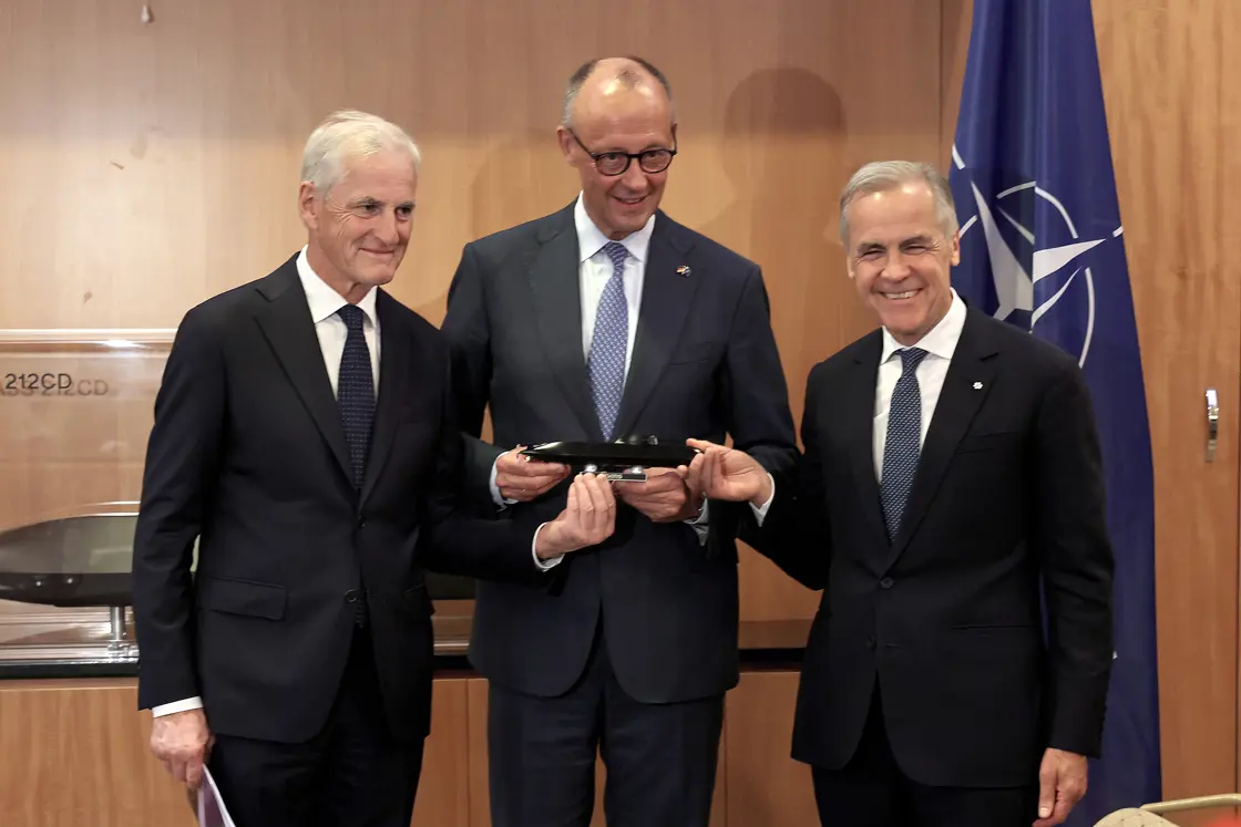 Jonas Gahr Støre, forbundskansler Friedrich Merz og Canadas statsminister Mark Carney
