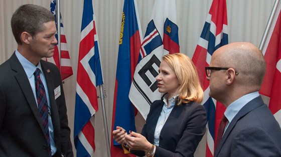 Fra venstre: Michael Punke, (visehandelsrepresentant), Aurelia Frick (utenriksminister i Liechtenstein) og Vidar Helgesen, EU/EØS-minister. Foto: Efta