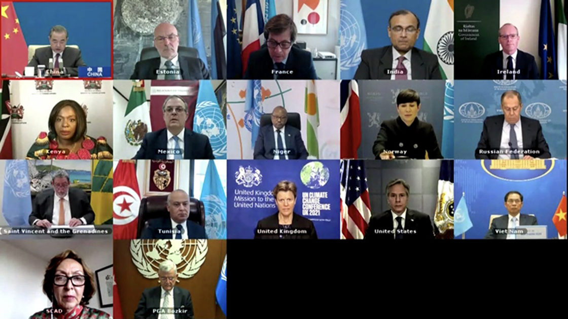 Ministere fra alle verdenshjørner logget seg på Sikkerhetsrådets virtuelle møterom den 7. mai. Temaet for diskusjonen var multilateralisme og det internasjonale systemet med FN i sentrum.  Foto: UD