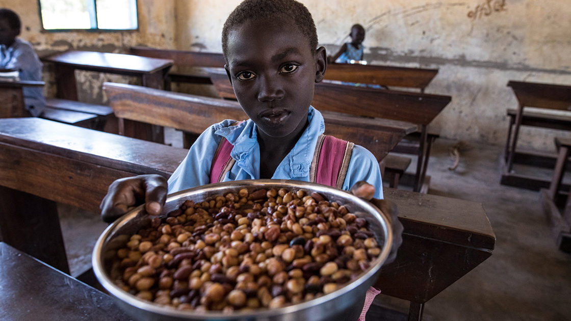 Den humanitære situasjonen i Sør-Sudan er verre enn på lenge, og forverres nå av flom. Rekordmange mennesker trenger humanitær assistanse. Foto: WFP