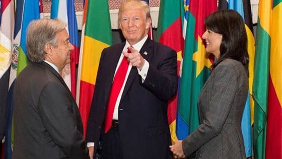 Generalsekretær António Guterres møter USAs president Donald Trump og USAs FN-ambassadør Nikki Haley etter møtet om FN-reform. Foto: Rick Bajornes, FN