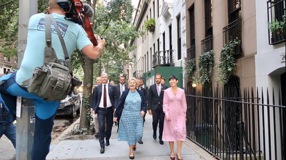 Den norske delegasjonen på vei til møte. Foto: Ragnhild Simenstad, FN-delegasjonen