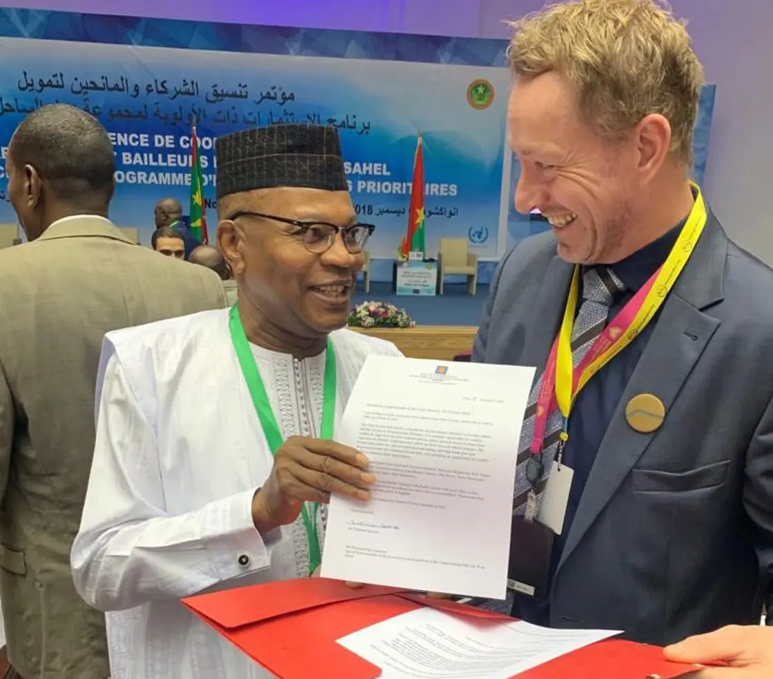 Leder for FNs kontor for Vest-Afrika og Sahel, Mohamed Ibn Chambas, og Norges Spesialrepresentant for Sahel, Halvor Sætre. 