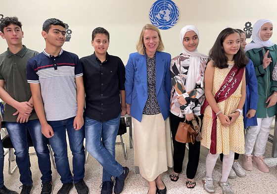 Utenriksministeren møtte elever på en av UNRWAs i skoler i Amman i august. Foto: Guri Solberg/UD