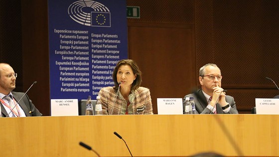 Statssekretær Marianne Hagen holder innlegg på Syria-konferansen i Brussel. Foto: Johannes Gulbrandsen, EU-delegasjonen