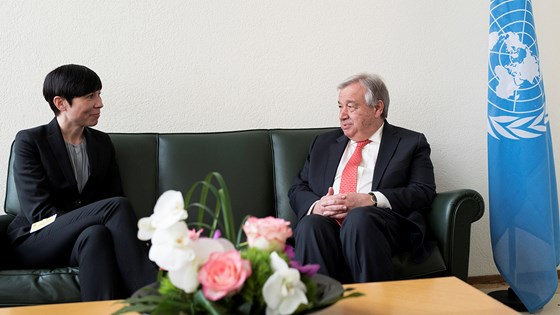 Norge bidrar til fondet som FNs generalsekretær, Antonio Guterres, nylig lanserte. Her sammen med utenriksminister Ine Eriksen Søreide. Foto: FN
