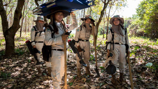 Mineryddere i felt. Foto: Norsk Folkehjelp
