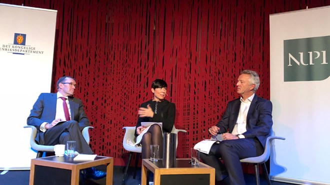 Espen Barth Eide, Ine Eriksen Søreide og Ulf Sverdrup (fra venstre) diskuterer Norges muligheter og utfordringer i det internasjonale arbeidet. Kjetil Elsebutangen, UD