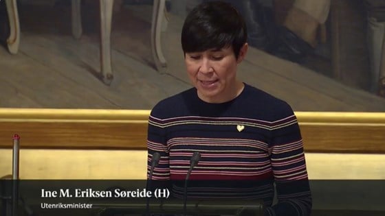 Utenriksminister Ine Eriksen Søreide redegjør for Stortinget om viktige EU- og EØS-saker. Foto: stortinget.no