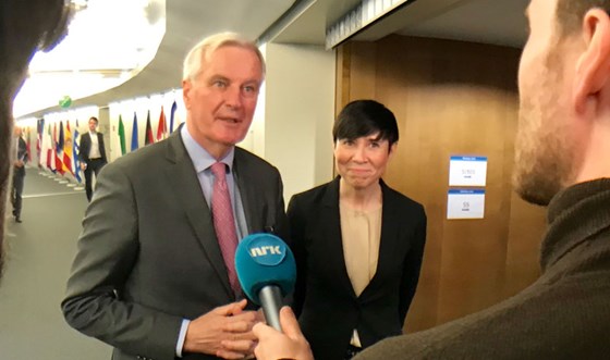 Utenriksminister Ine Eriksen Søreide og EUs forhandlingsleder Michel Barnier. Foto: EU-delegasjonen 