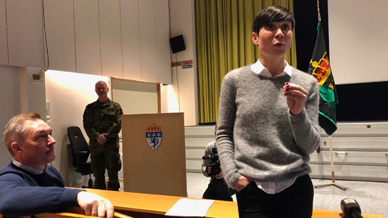 Utenriks- og forsvarsministeren redegjorde for Stortinget om hvordan Norge fortsetter sitt bidrag i kampen mot Isil. Foto: Forsvarsdepartementet