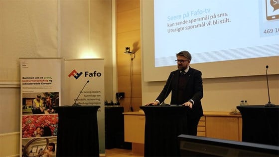 På vegne av regjeringen tok statssekretær Eivind Vad Petersson imot rapporten 16. februar. Foto: Mathias Rongved, UD