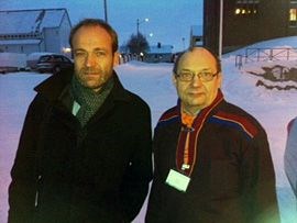 Statssekretær Torgeir Larsen og sametingspresident Egil Olli
