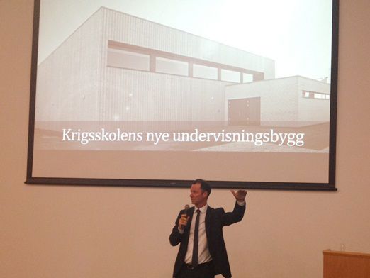 Statssekretær Roger Ingebrigtsen åpner Krigsskolens nybygg