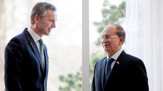 Statsminister Jens Stoltenberg og Myanmars president Thein Sein