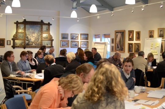 Rundt 40 personer deltok engasjert i diskusjonene om framtidas Nord-Norge.