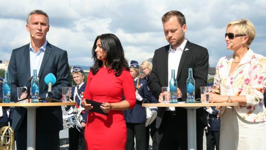 Lansering av det nye kulturløftet 11. august 2013. Statsminister Jens Stoltenberg, statsråd Hadia Tajik, SV-leder Audun Lysbakken og statsråd Liv Signe Navarsete. 