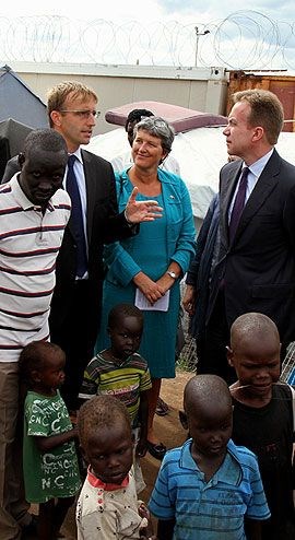 Utenriksminister Børge Brende på besøk i FNs hovedkvarter i Juba 8. mai 2014. 