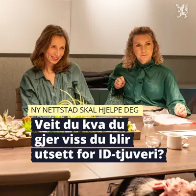 Justis- og beredskapsministeren og digitaliseringsministeren sitter ved et bord.