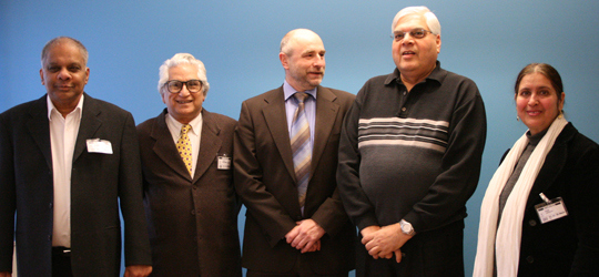 Arbeids- og inkluderingsminister Dag Terje Andersen i lag Kanapathipillai Sivarajah frå Tromsø , Mohammad Anwar Soofi frå Oslo, Shahbaz Tariq frå Oslo, og Jagdish Kaur frå Oslo.