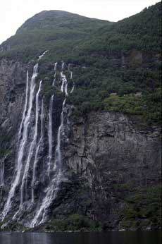 De sju søstre, Geirangerfjorden