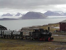 Svalbard har verneverdier som innehar universell verdi både av kulturarv og naturarv som er mangelfullt representert fra før. Foto: Miljøverndepartementet.