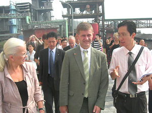 Bjørnøy og Solheim i Zunyi, Kina 26.09.06