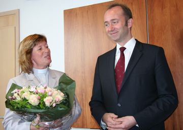 Nyutnemnd biskop i Møre Ingeborg Synøve Midttømme og kultur- og kyrkjeminister Trond Giske. Foto: Kultur- og kyrkjedepartementet