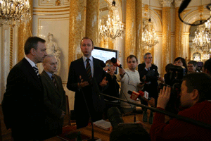 Fra pressekonferansen i forbindelse med konferansen i Warsawa