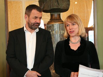 Ny leder Per Boye Hansen og kulturminister Anniken Huitfeldt. Foto: Nybo/KUD