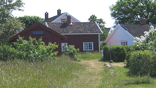 Den gamle bebyggelsen på Straaholmen. Foto: Aud Torild Stensrød
