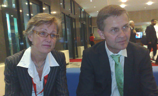 Den norske delegasjone på FN-toppmøtet ledes av av miljø- og utviklingsminister Erik Solheim (til høyre).  Landbruks- og matdepartementet er representert ved politisk rådgiver Sigrid Hjørnegård (til venstre). Foto: Ottar Løvik, LMD