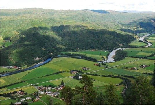 Elva Surna i Møre og Romsdal er en av flere nasjonale laksevassdrag som har fått beskyttelse mot inngrep og aktiviteter.