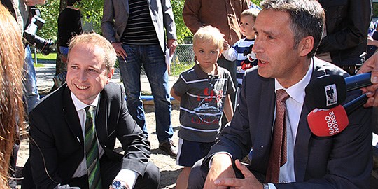 Statsministeren og kunnskapsministeren på Klossen barnehage i Oslo