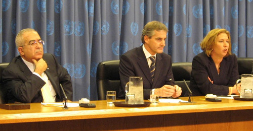 Prime Minister of the Palestinian National Authority, Dr. Salaam Fayyad, Deputy Prime Minister and Foreign Minister of Israel Tzipi Livni and Norwegian Minister of Foreign Affairs, Jonas Gahr Støre. Photo: MFA