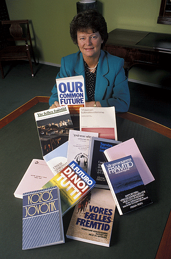 Gro Harlem Brundtland entrer den internasjonale miljøscenen igjen - 20 år etter kommisjonen med hennes navn la fram rapporten Vår Felles Framtid. Foto: Scanpix