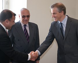 Norge og utenriksminister Støre har inngått en avtale for samarbeid med irakiske myndigheter om retur av irakere som ikke har gyldig grunn for opphold i Norge. Foto: Marta B. Haga, UD