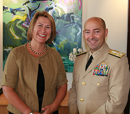 Forsvarsminister Grete Faremo og admiral James Stavridis