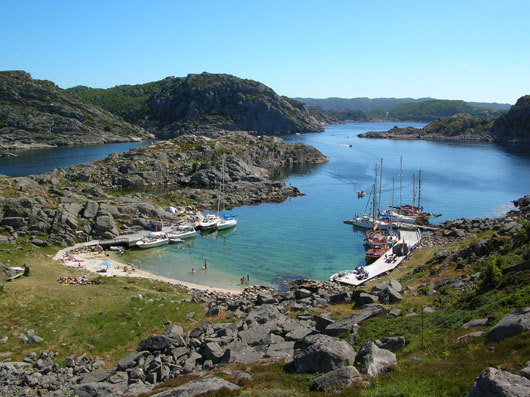 Sutnøy i Lyngdal. Foto: Eivind Hellerslien.