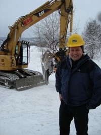 Riis-Johansen avduket fjernvarmeprosjektet på Lillehammer. Foto: UC/OED