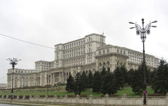 Palace of the Parliament i Bucuresti. Foto: Miljøverndepartementet.