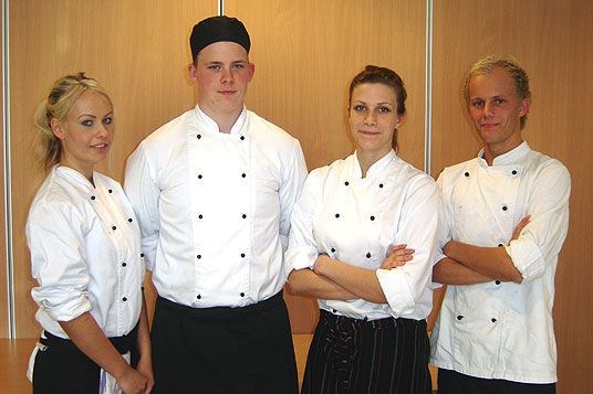 Vinnerne av Fylkesmesterskapet for Vg2 kokk- og servitørfag 2011/2012