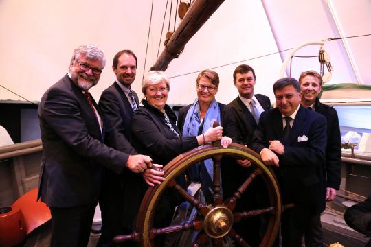 Kontraktsignering Fram